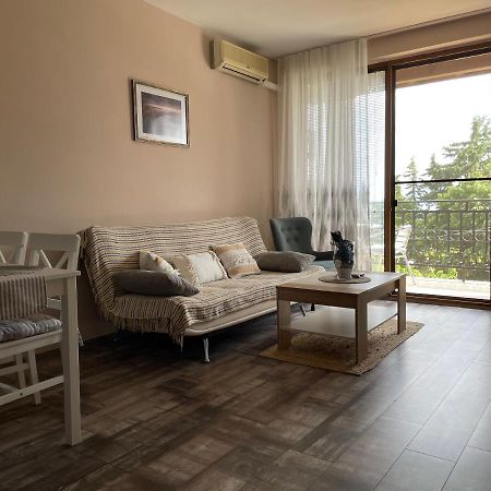 Briz Mk Apartment Равда Екстер'єр фото