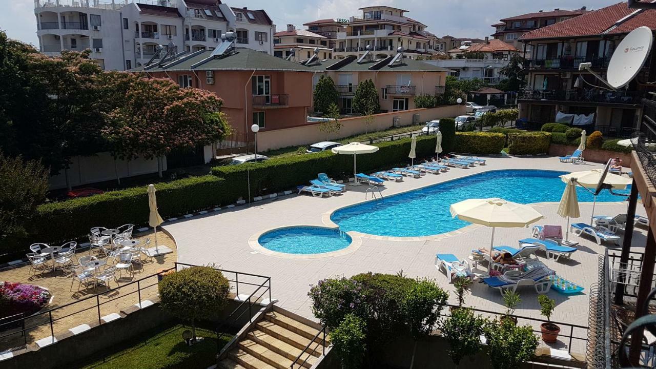 Briz Mk Apartment Равда Екстер'єр фото