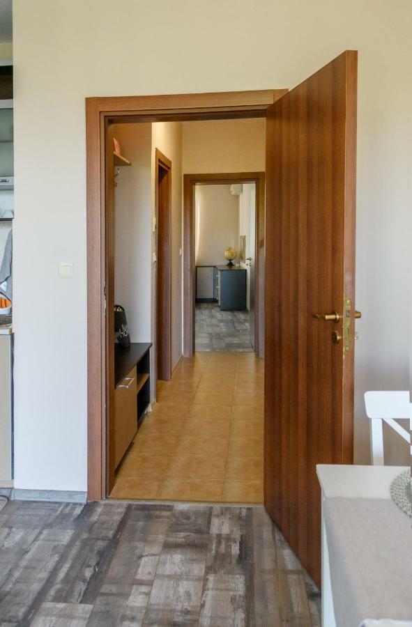Briz Mk Apartment Равда Екстер'єр фото