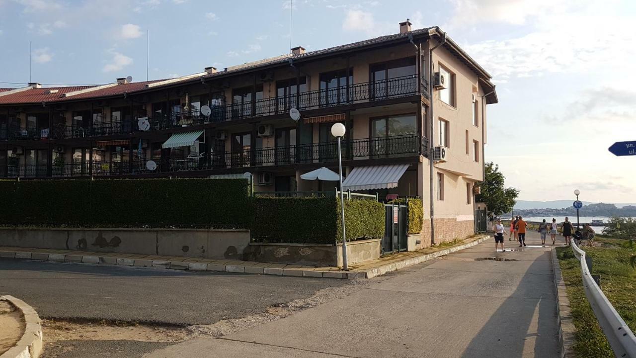 Briz Mk Apartment Равда Екстер'єр фото